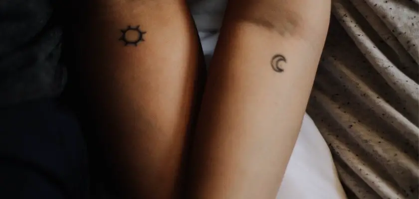Due braccia tatuate – Tatuaggio Famiglia