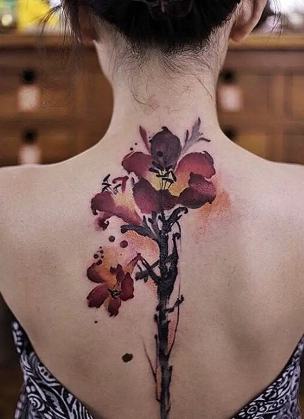 dove posizionare tatuaggio fiori stilizzati