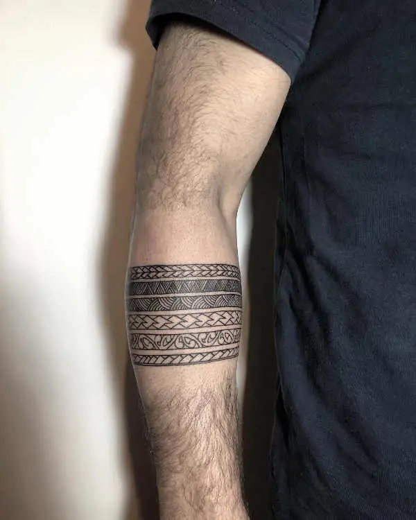 tatuaggio sul braccio per uomo