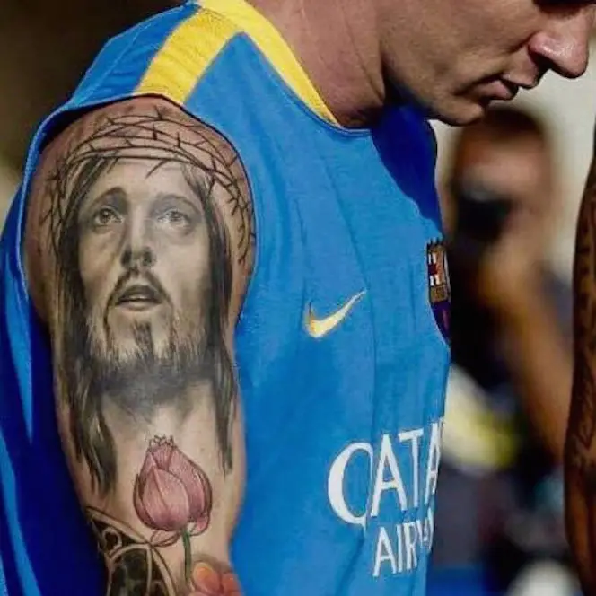 Tatuaggi calciatori a sfondo religioso